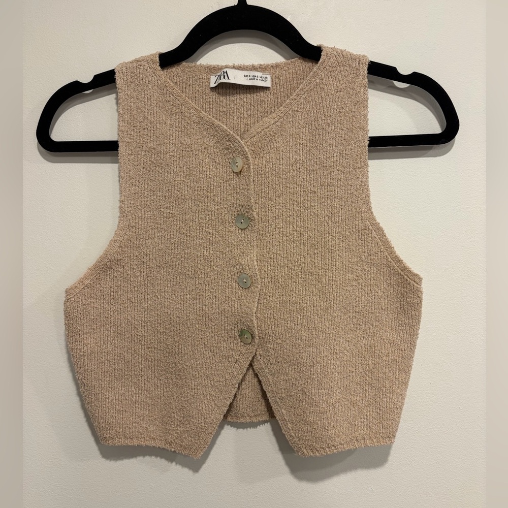Zara Beige Knit Button Front Vest Sleeveless Minimalist Top S